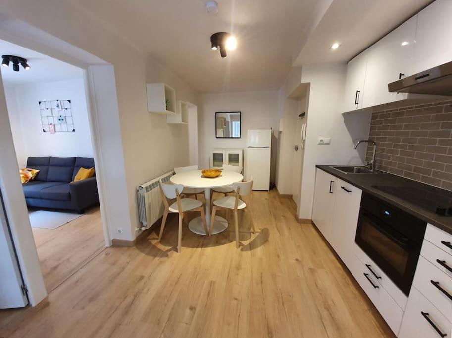 Apartament Acogedor Piso En El Centro De Sabiñánigo Zewnętrze zdjęcie